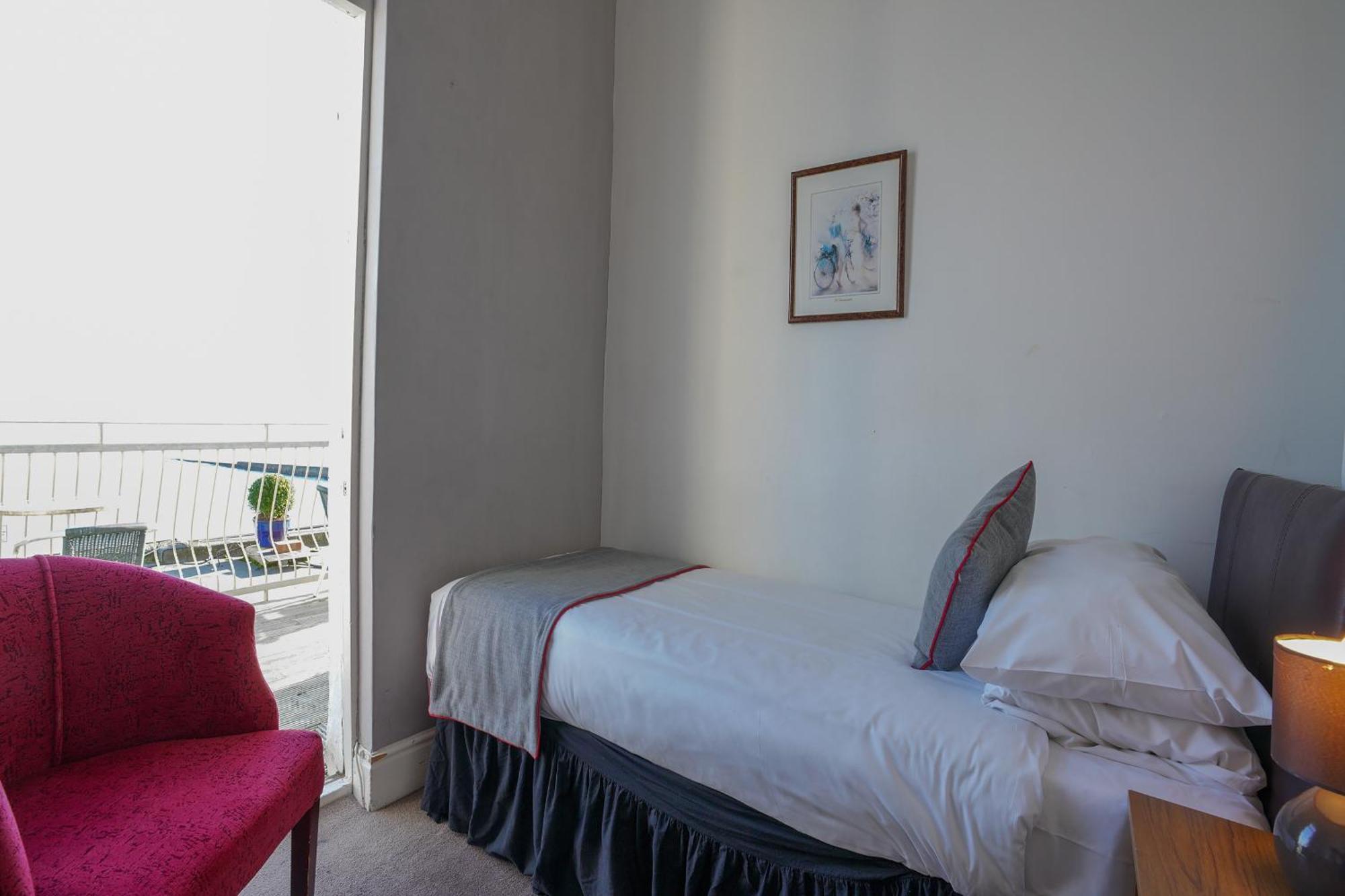 OYO Shanklin Beach Hotel Exterior foto